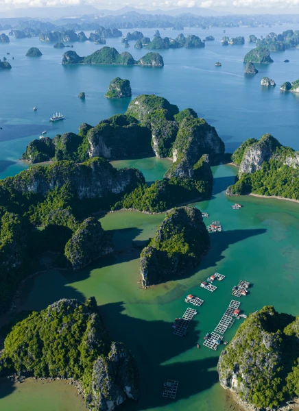 Ha Long Bay: 12-Day Motorcycle Adventure